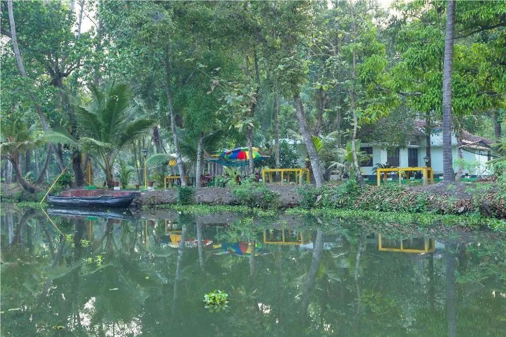 Aqualillies Water Front Heritage Homestay Kumarakom Índia