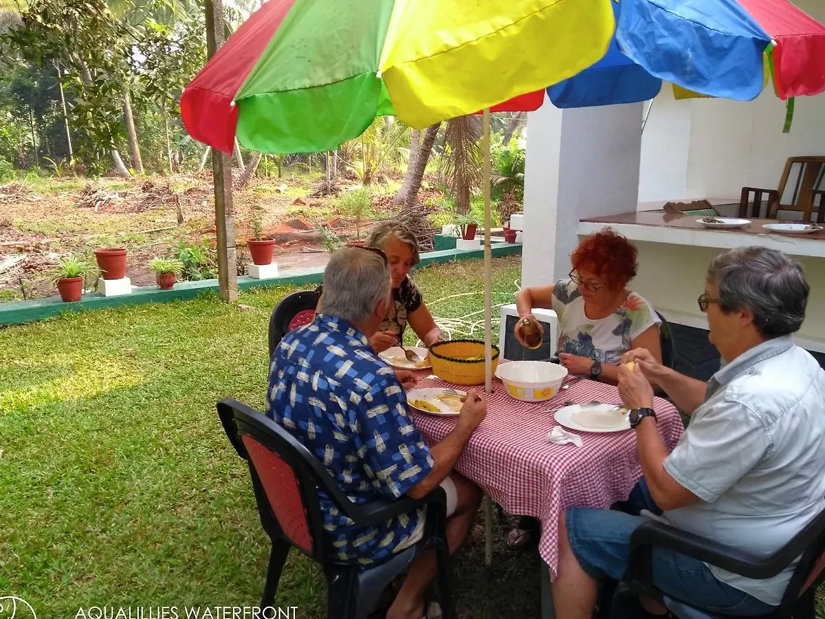 Aqualillies Water Front Heritage Homestay Kumarakom