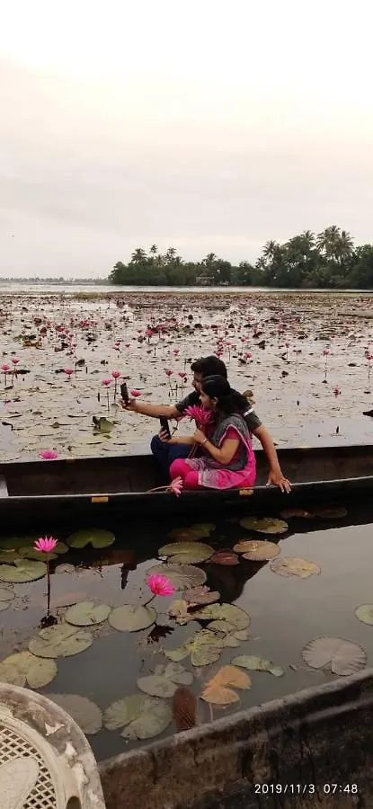 Aqualillies Water Front Heritage Homestay Kumarakom Índia