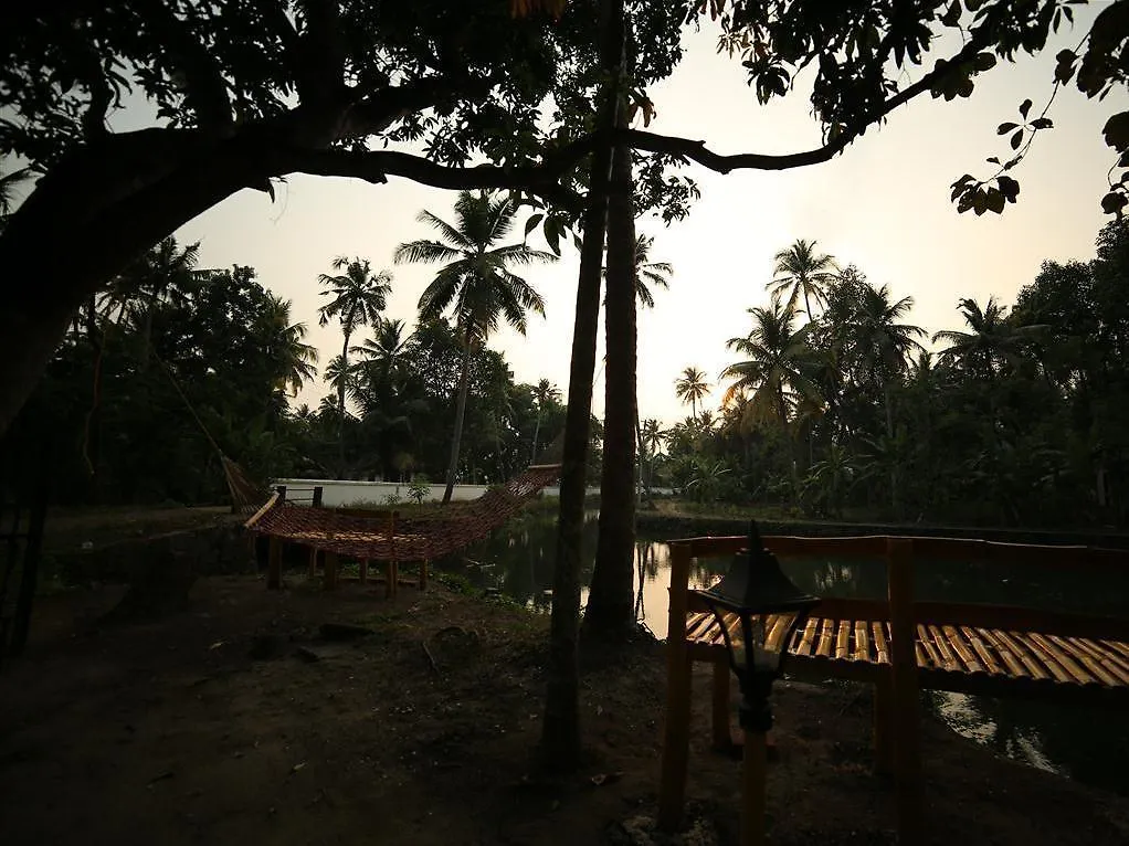 Aqualillies Water Front Heritage Homestay Kumarakom 0*,  Indie